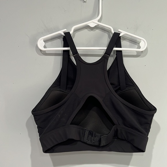 GYMSHARK NEW SPORTS BRA - Picture 2 of 3